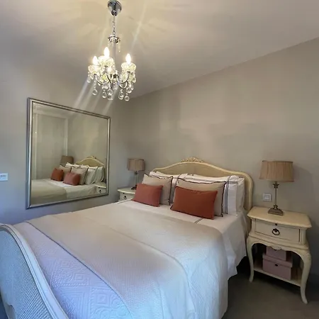 Apartment Benavista Stunning Garden Aprtment
