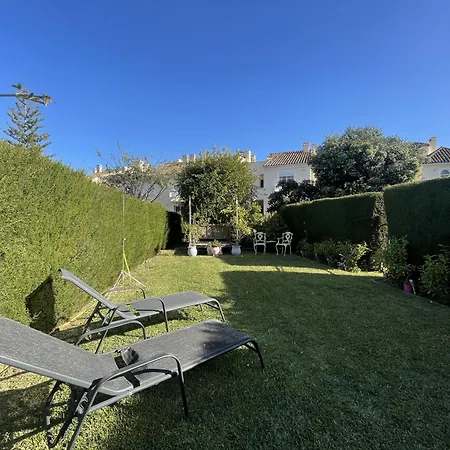 Apartment Benavista Stunning Garden Aprtment